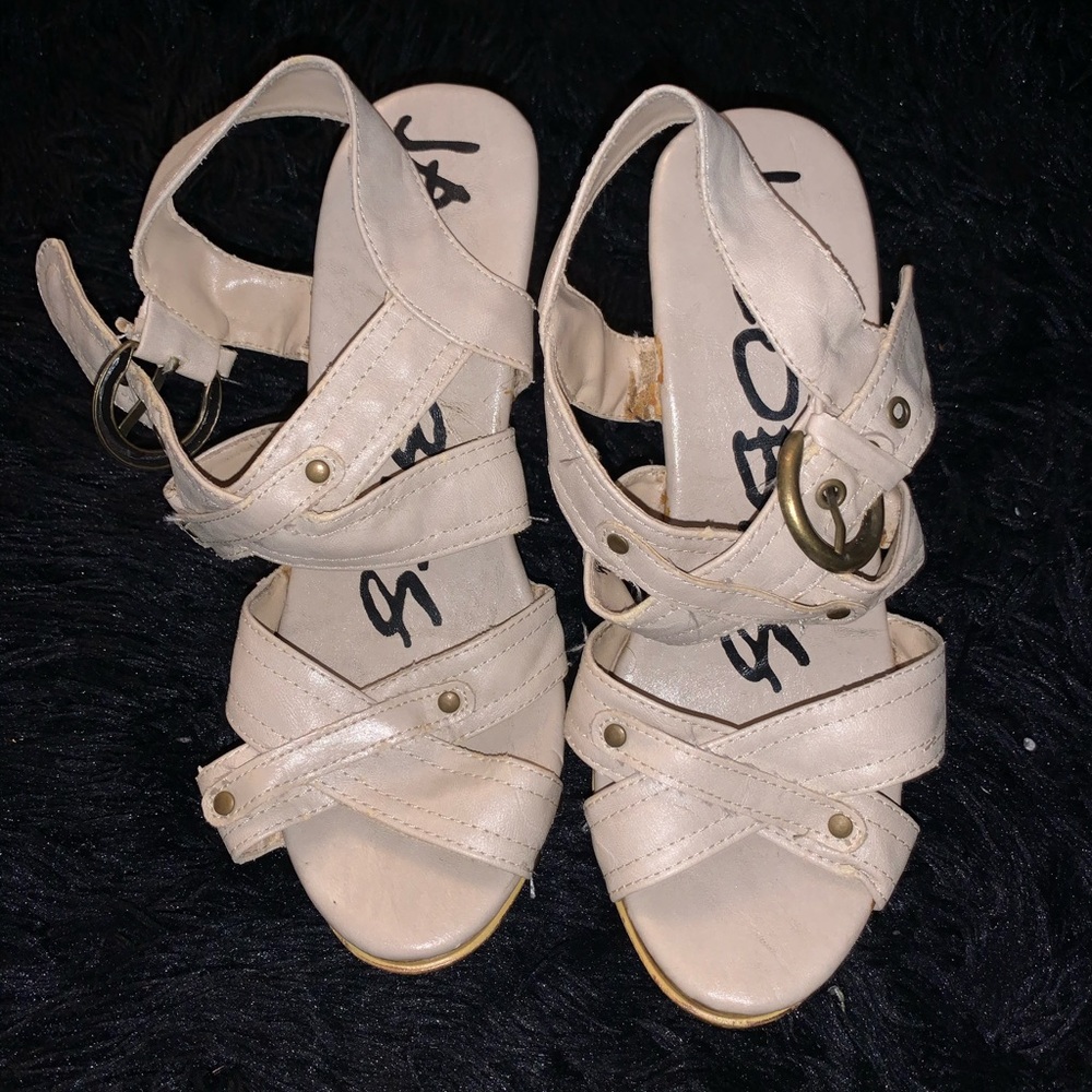 Strap Heels - Picture 2 of 3